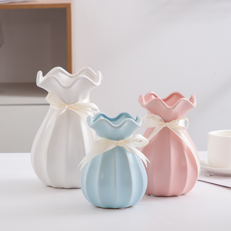 ミニマリスト北欧風セラミック花瓶、水を入れるタイプの花瓶、花 - Florist Supply Store のレビューと価格
